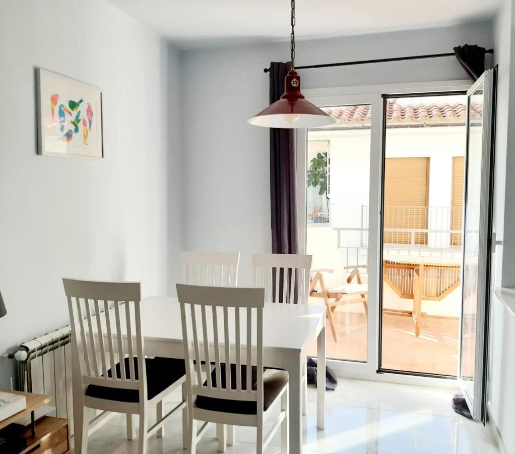 2 Bedroom Apartment In The Old Town, Close To The Beach L' Escala Екстериор снимка