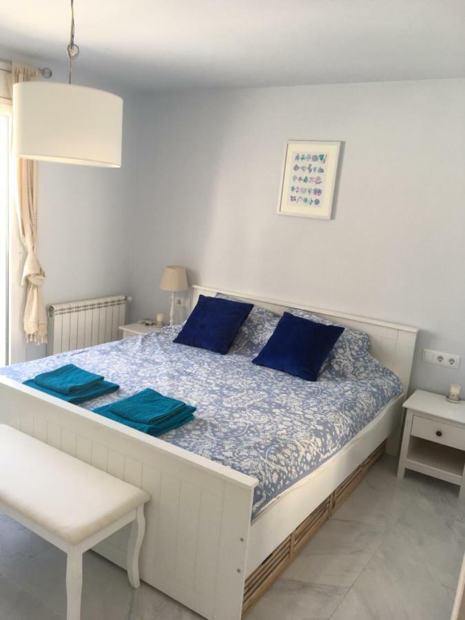 2 Bedroom Apartment In The Old Town, Close To The Beach L' Escala Екстериор снимка