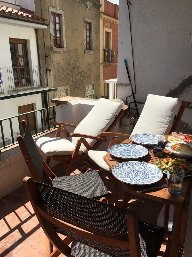 2 Bedroom Apartment In The Old Town, Close To The Beach L' Escala Екстериор снимка